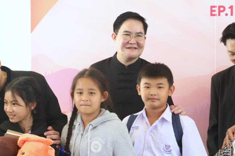 รมว.พม. กล่าวทักทา�
