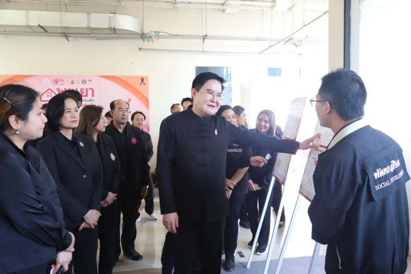 รมว.พม. กล่าวทักทา�