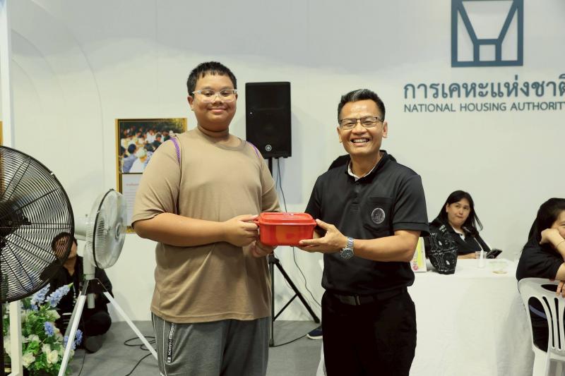 ปลัด พม. เยี่ยมชมร�