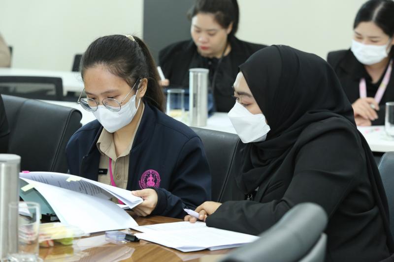 นางศิริลักษณ์ มีม�