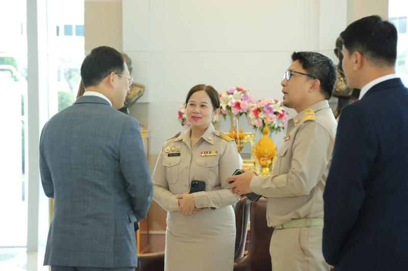 นายนพพร ปสันตา ผู้
