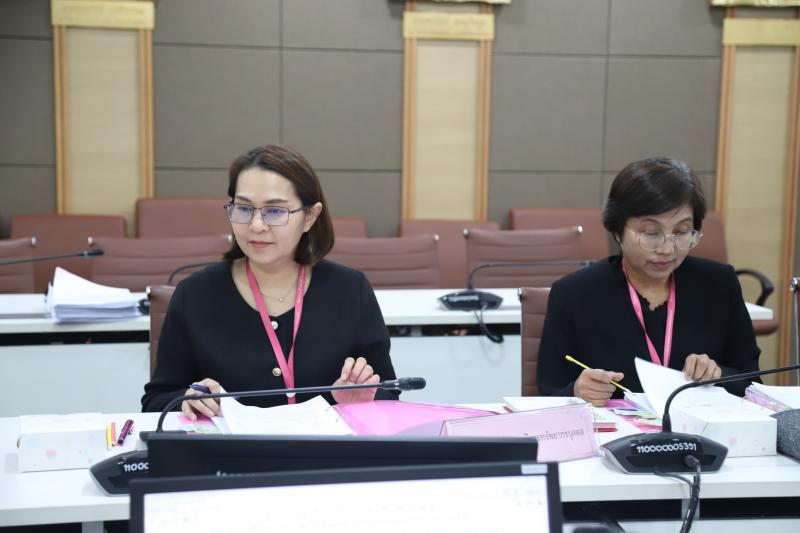 ปลัด พม. เป็นประธา�