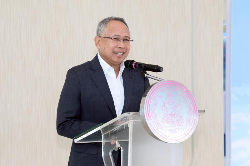 ปลัด พม. เป็นประธา�