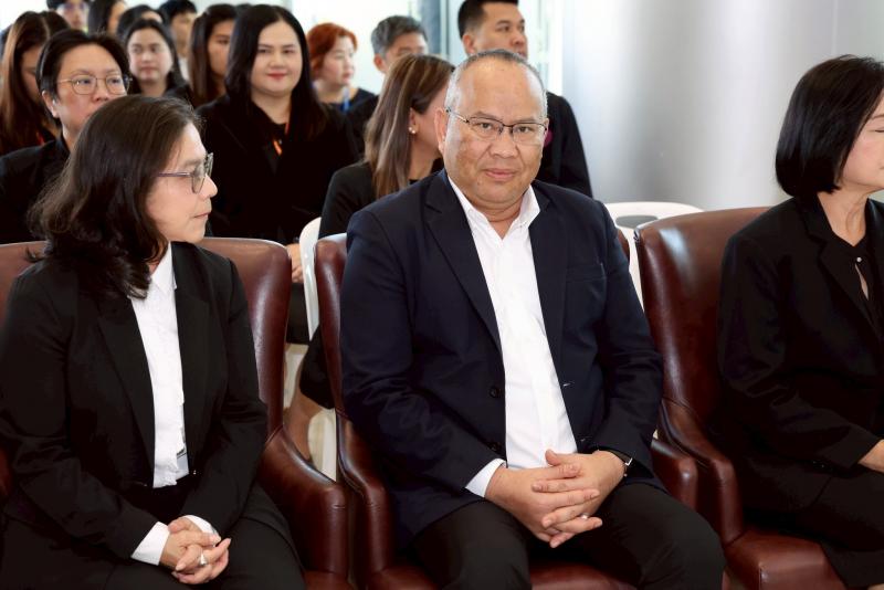 ปลัด พม. เป็นประธา�