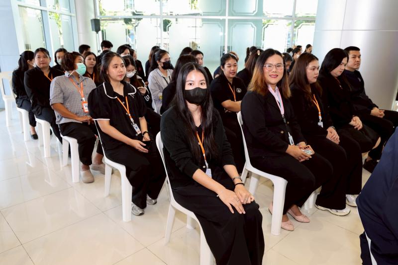 ปลัด พม. เป็นประธา�