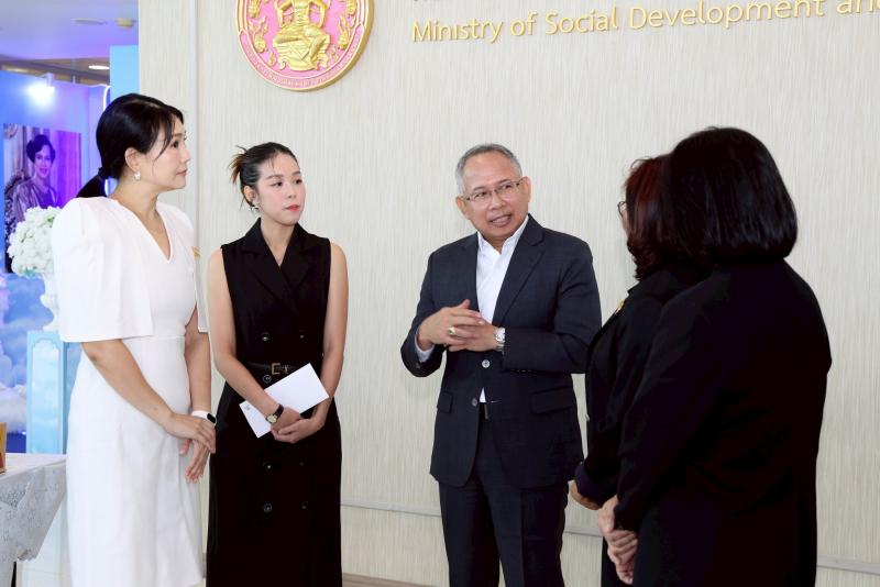 ปลัด พม. เป็นประธา�