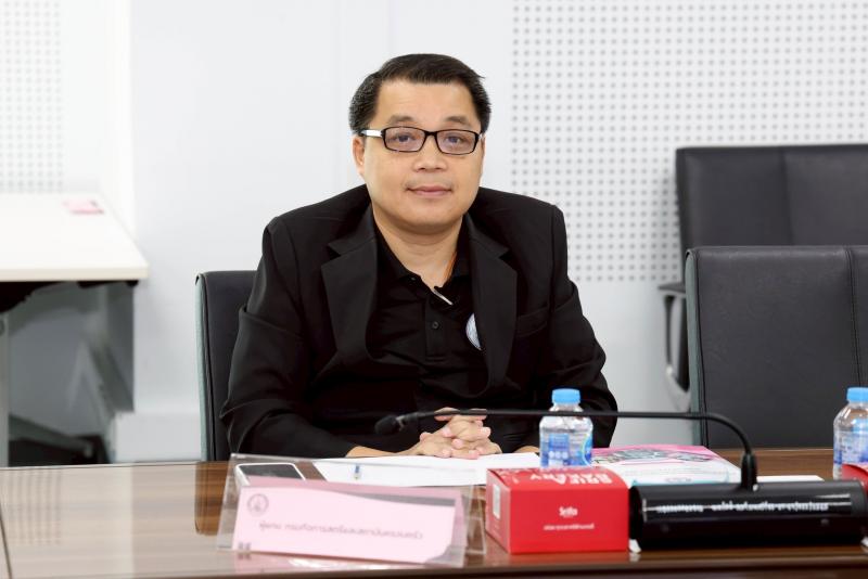 นางศิริลักษณ์ มีม�
