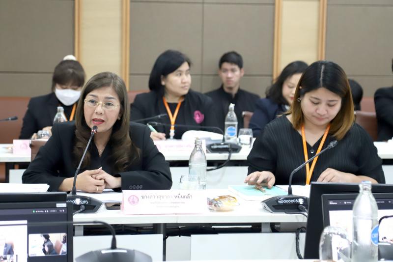 ปลัด พม. เป็นประธา�