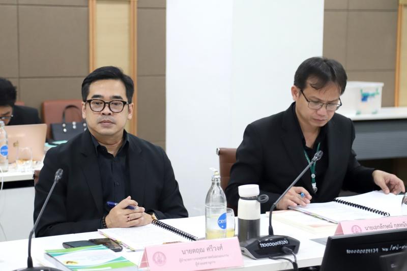 ปลัด พม. เป็นประธา�