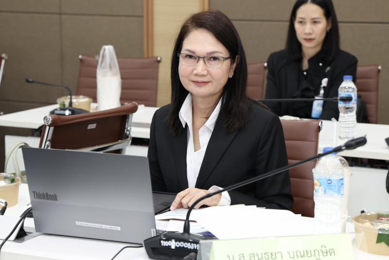 ปลัด พม. เป็นประธา�