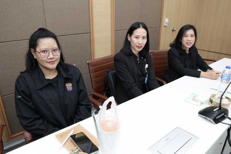 ปลัด พม. เป็นประธา�