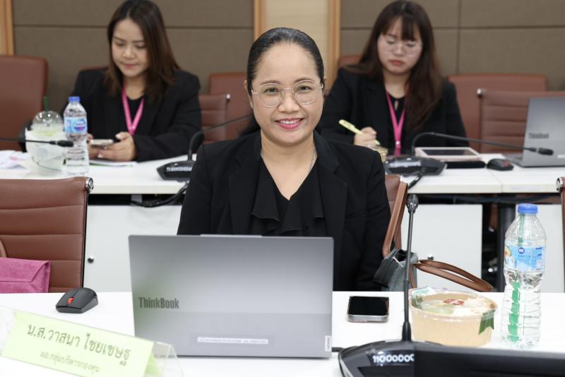 ปลัด พม. เป็นประธา�