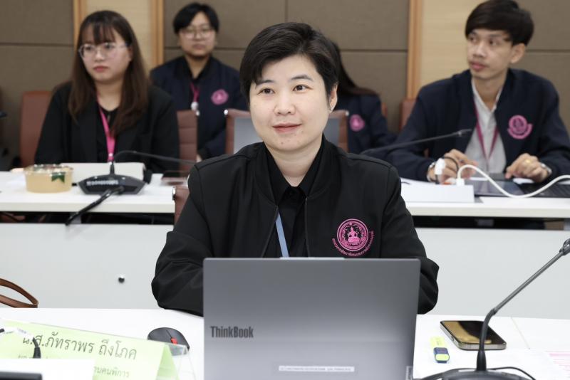 ปลัด พม. เป็นประธา�