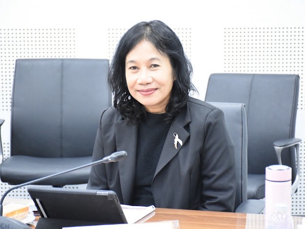 นางสาวสุนีย์ ศรีส�