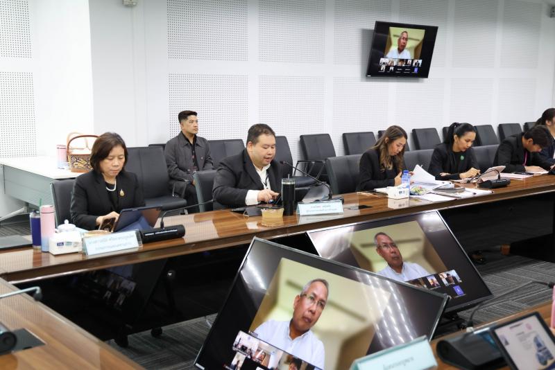 ปลัด พม. เป็นประธา�
