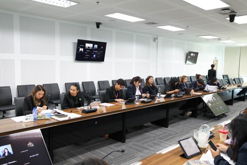 ปลัด พม. เป็นประธา�