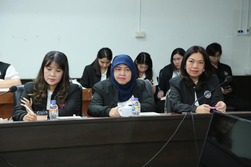 ปลัด พม. เป็นประธา�