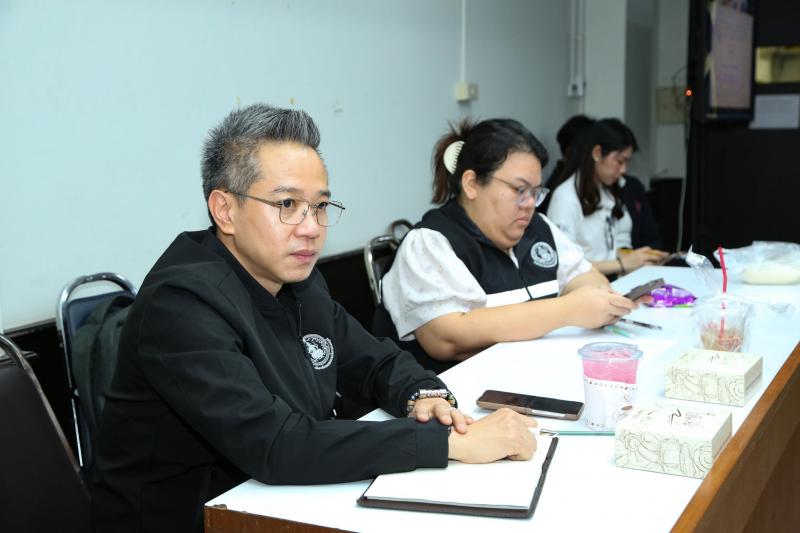 ปลัด พม. เป็นประธา�