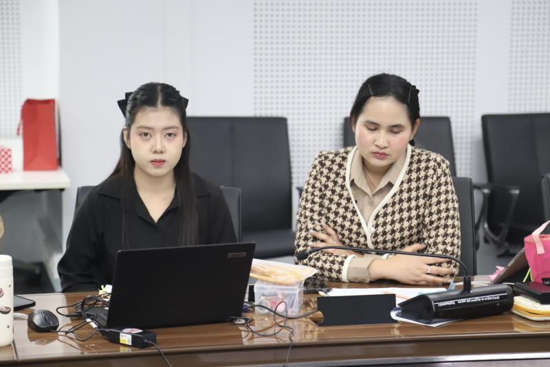 นางเตือนใจ คงสมบั�