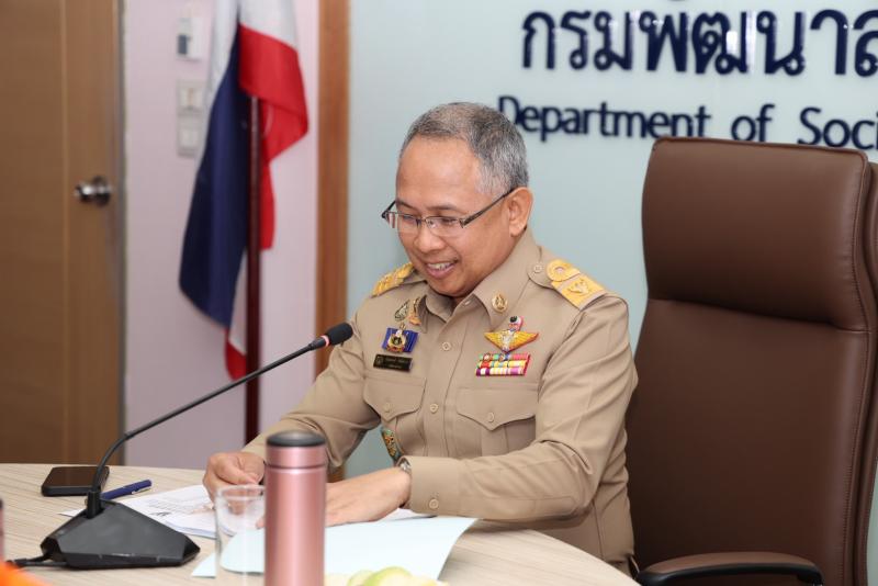 ปลัด พม. เป็นประธา�