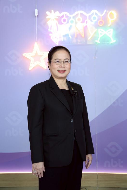 นางเตือนใจ  คงสมบั