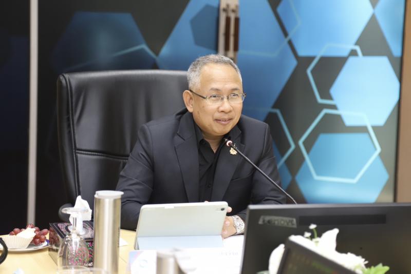 ปลัด พม. เป็นประธา�