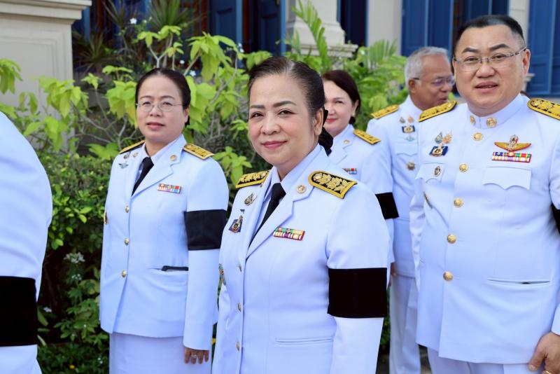 ปลัด พม. พร้อมด้วย �