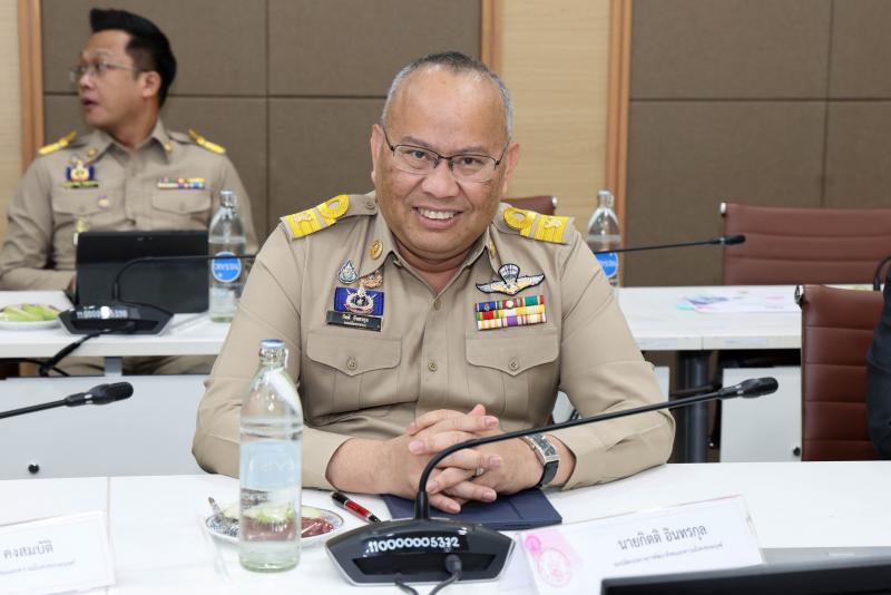 ปลัด พม. เป็นประธา�