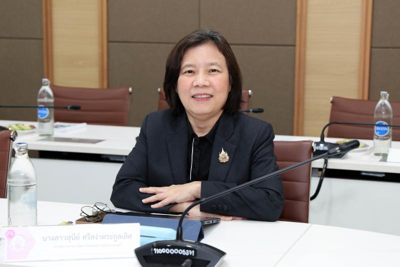 ปลัด พม. เป็นประธา�