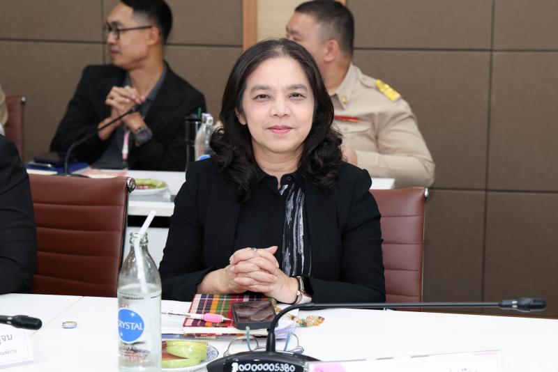 ปลัด พม. เป็นประธา�