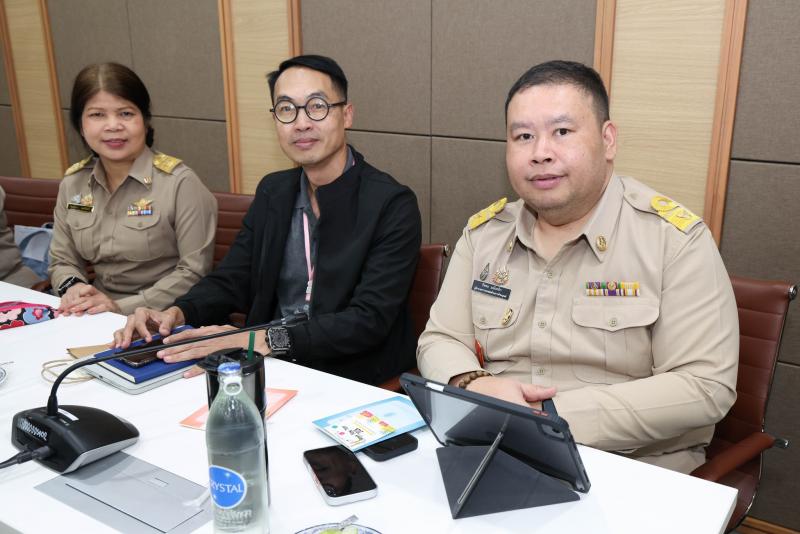 ปลัด พม. เป็นประธา�