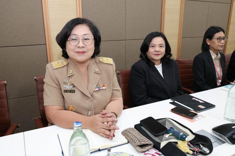ปลัด พม. เป็นประธา�