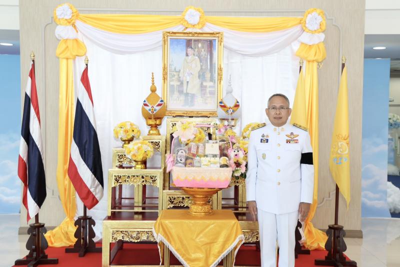 ปลัด พม. รับกระเช้�