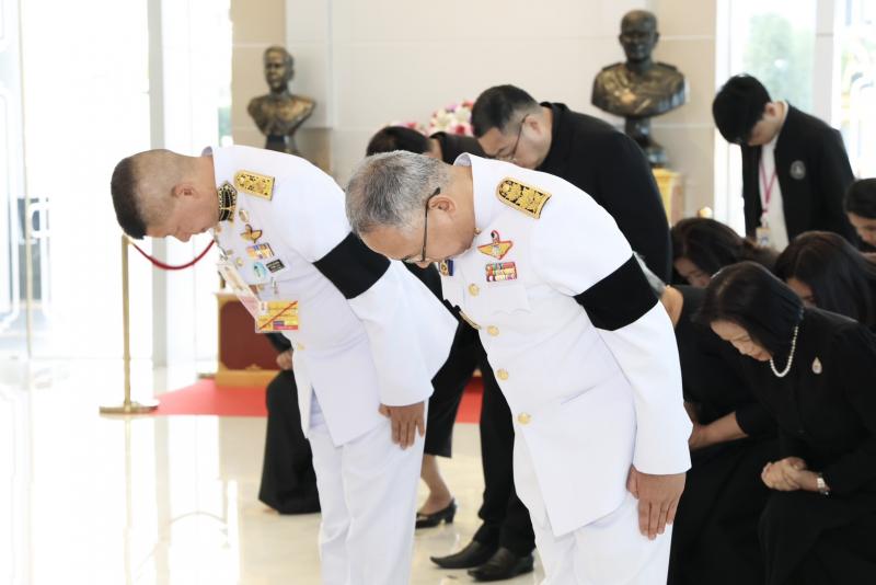 ปลัด พม. รับกระเช้�