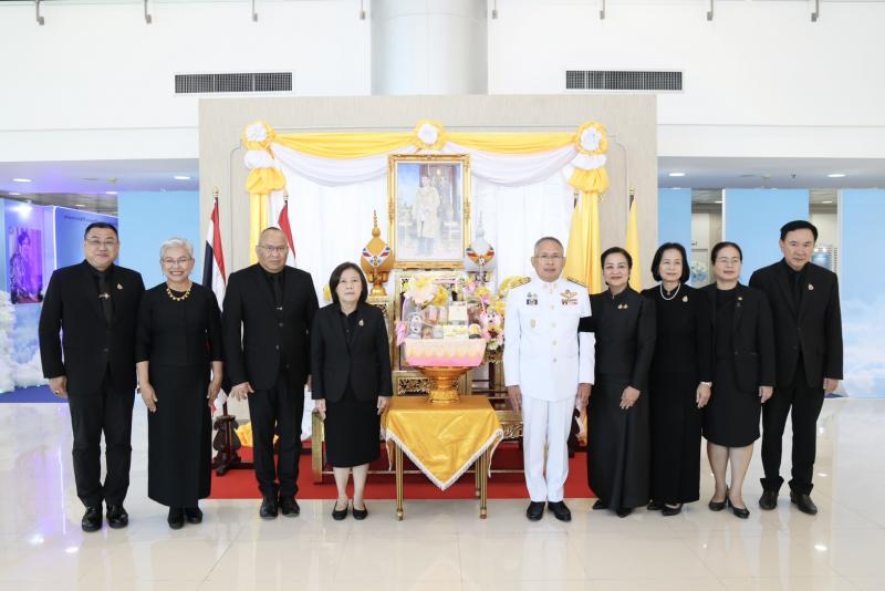 ปลัด พม. รับกระเช้�