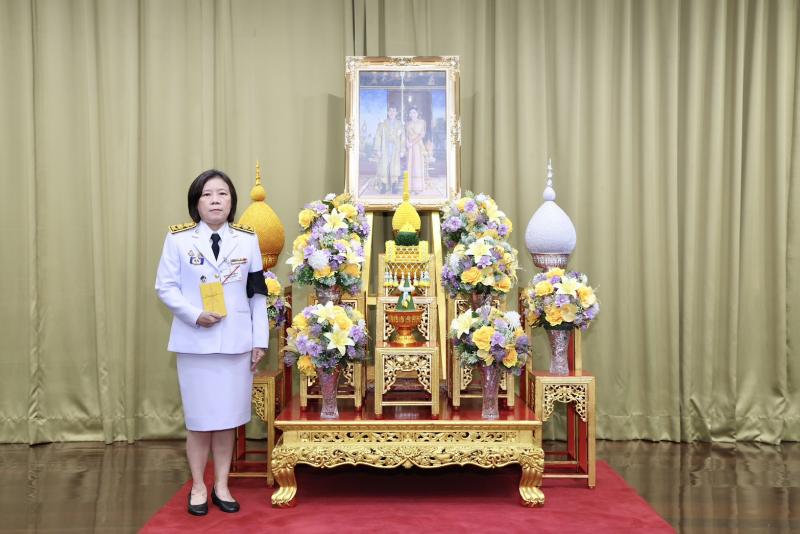 นางสาวสุนีย์ ศรีส�