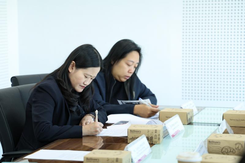 นางสาวสุนีย์ ศรีส�