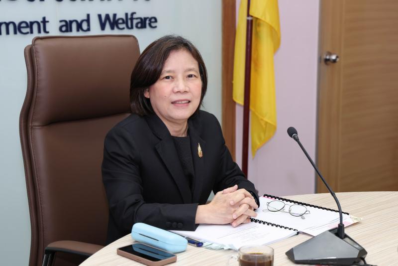 นางสาวสุนีย์ ศรีส�