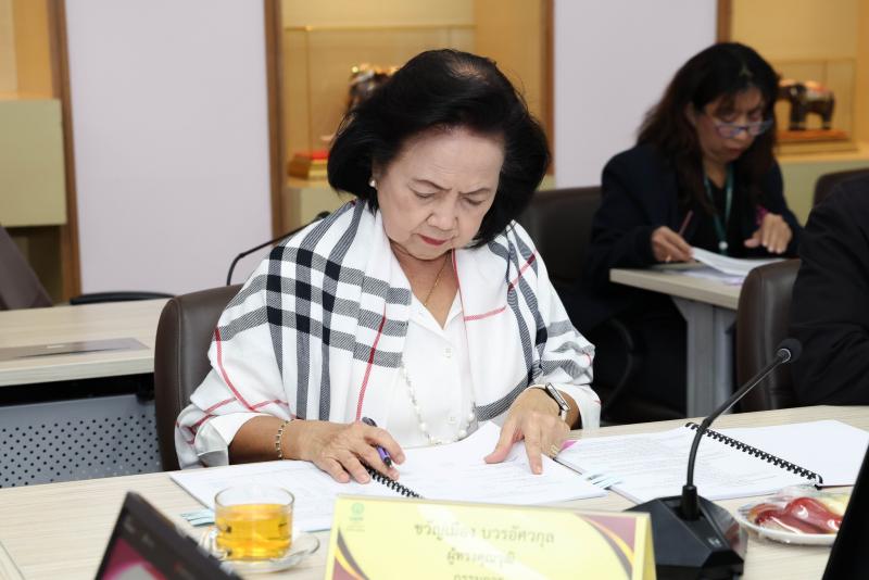 นางสาวสุนีย์ ศรีส�