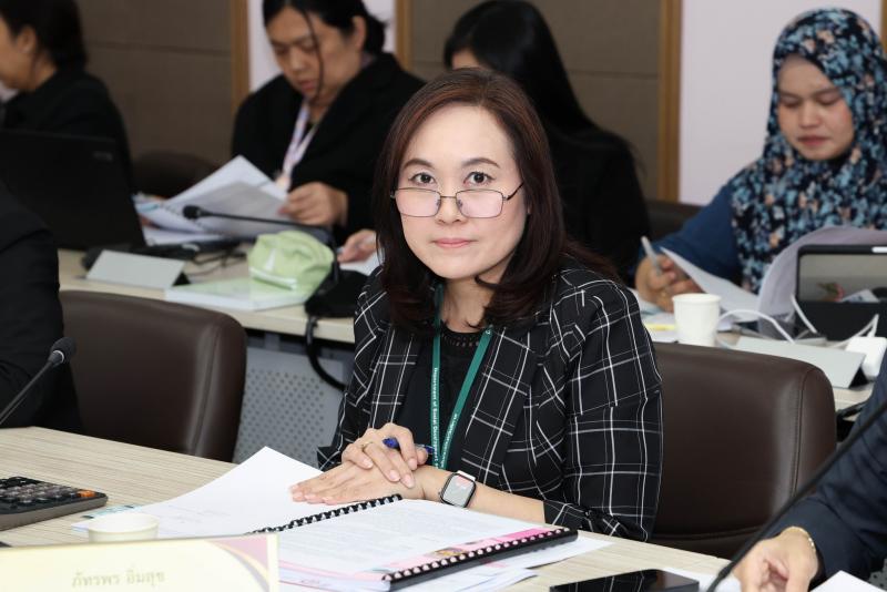นางสาวสุนีย์ ศรีส�