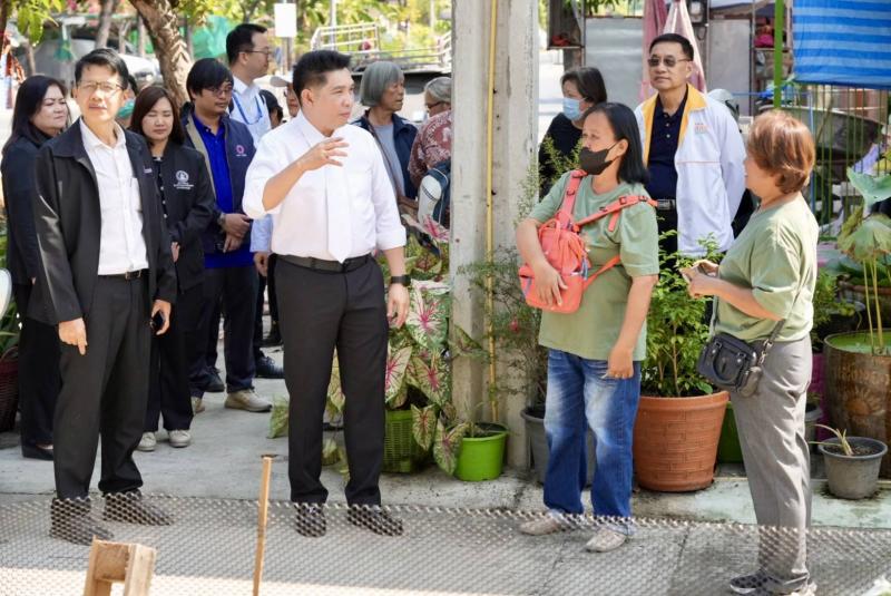 นายกองตรี ดร.ธนกฤต