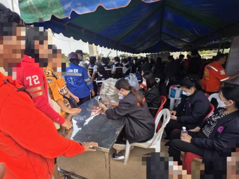 พม. ส่งทีม พม.ใกล้ค�