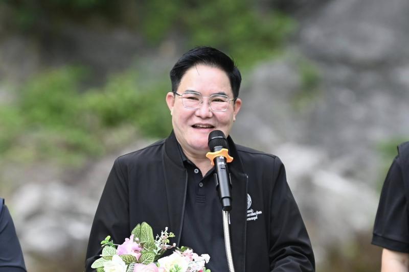 รมว.พม. เป็นประธาน�