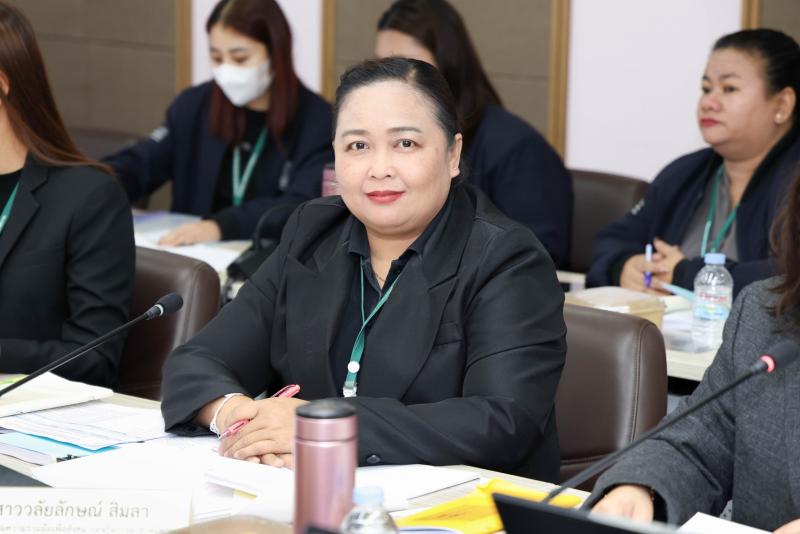 นางสาวสุนีย์ ศรีส�