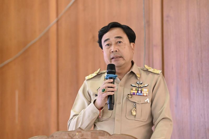 รมว.พม. เป็นประธาน�