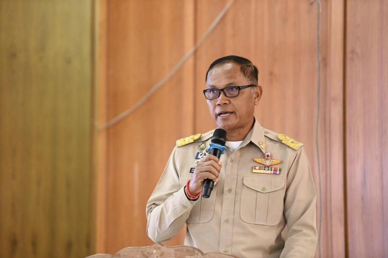 รมว.พม. เป็นประธาน�