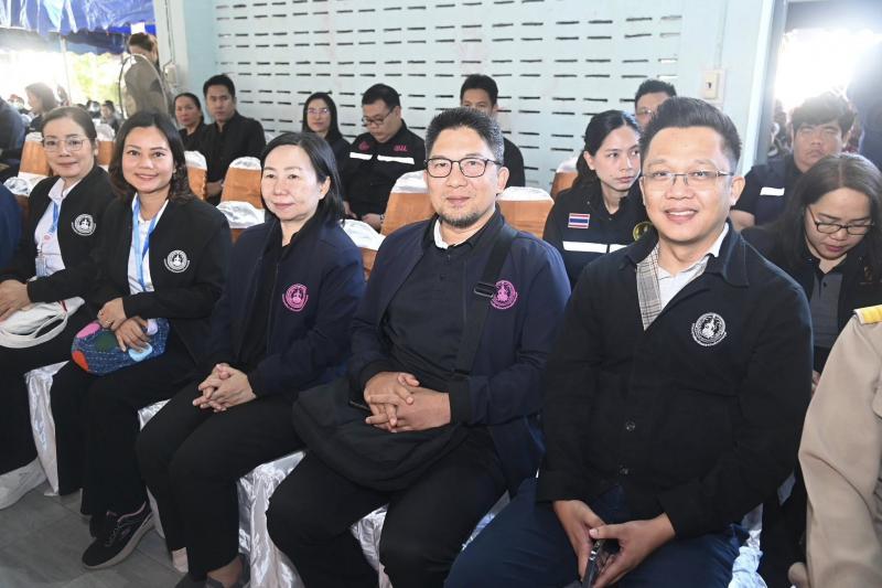รมว.พม. เป็นประธาน�