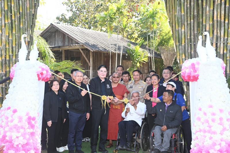 รมว.พม. เป็นประธาน�