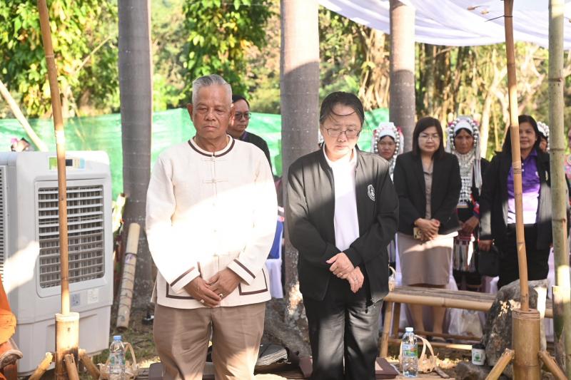 รมว.พม. เป็นประธาน�