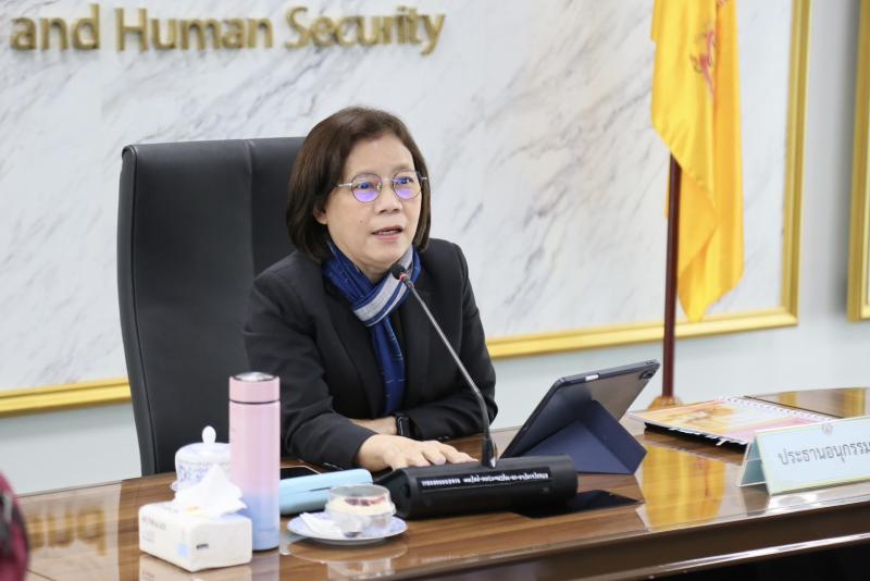 นางสาวสุนีย์ ศรีส�